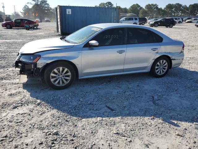 Photo 9 from auction – 2015 VOLKSWAGEN PASSAT S with VIN 1VWAT7A32FC042204