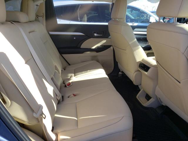 Photo 6 from auction – 2019 TOYOTA HIGHLANDER with VIN 5TDJZRFHXKS706856
