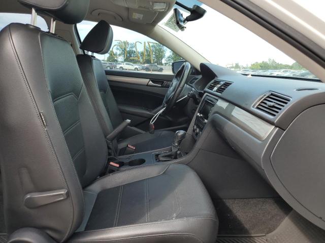 Photo 5 from auction – 2015 VOLKSWAGEN PASSAT S with VIN 1VWAT7A39FC085101