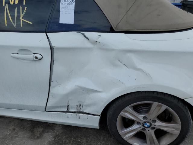Photo 9 from auction – 2011 BMW 128 I with VIN WBAUL7C50BVM79645