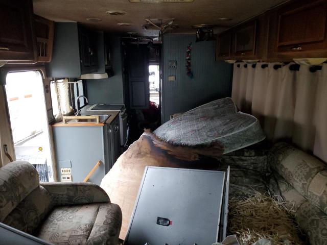 Photo 6 from auction – 2000 COACH CATALINA with VIN 4UZ6XFBC1XCF23096