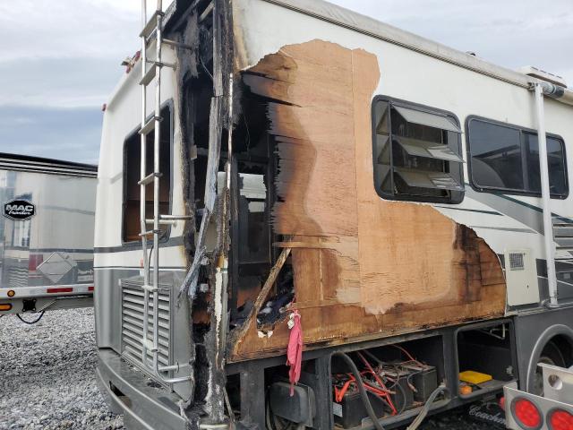 Photo 9 from auction – 2000 COACH CATALINA with VIN 4UZ6XFBC1XCF23096