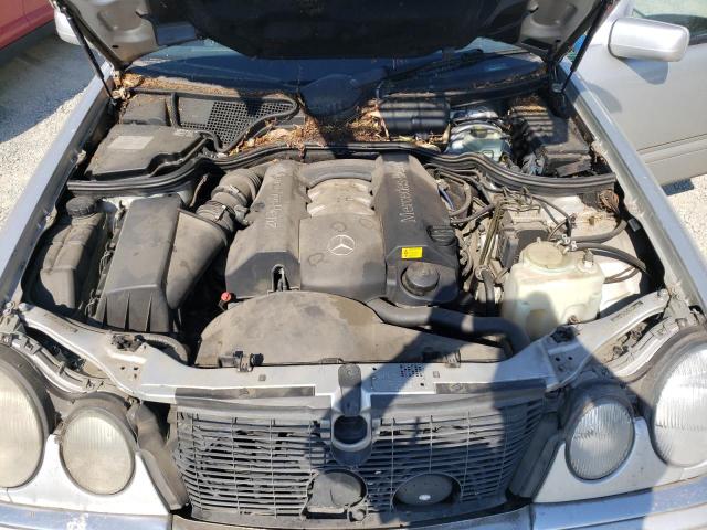 Photo 7 from auction – 1998 MERCEDES-BENZ E 320 with VIN WDBJF65F0WA682995