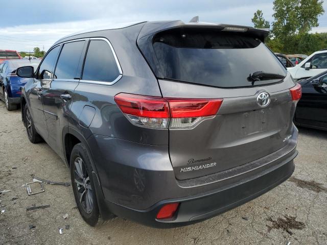 Photo 3 from auction – 2018 TOYOTA HIGHLANDER with VIN 5TDJZRFH2JS531212
