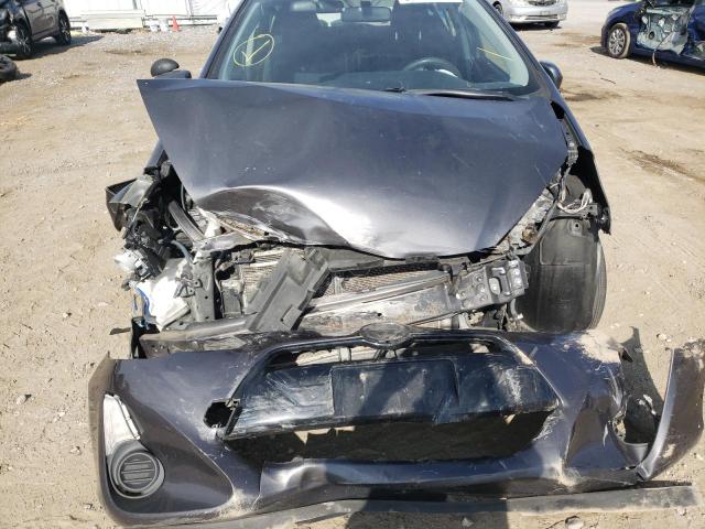 Photo 9 from auction – 2015 TOYOTA PRIUS C with VIN JTDKDTB30F1100818