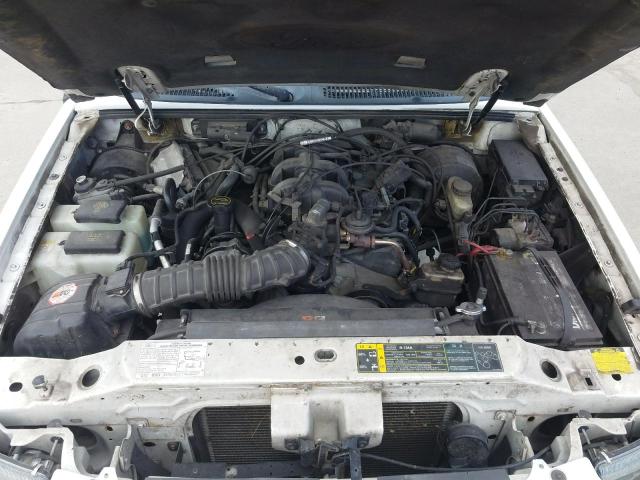 Photo 7 from auction – 2005 FORD EXPLORER S with VIN 1FMZU77K95UB68727