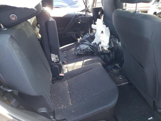 Photo 6 from auction – 2017 TOYOTA RAV4 LE with VIN JTMBFREV5HJ107938