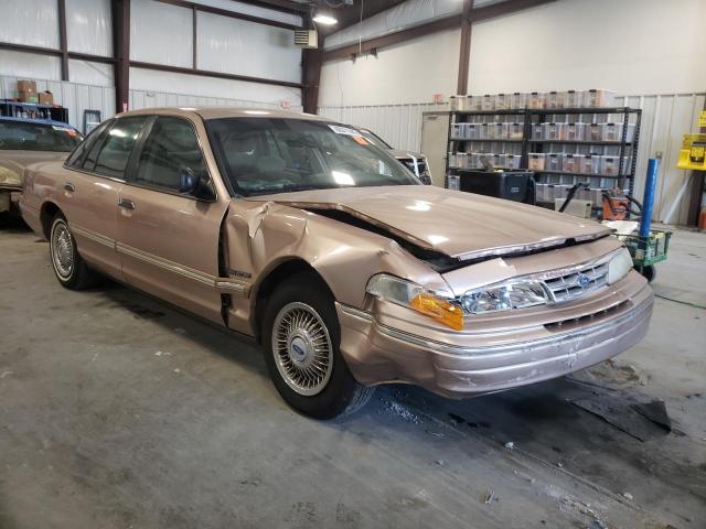 FORD CROWN VICT 1996 with VIN 2FALP73W0TX209574 - Photo from auction