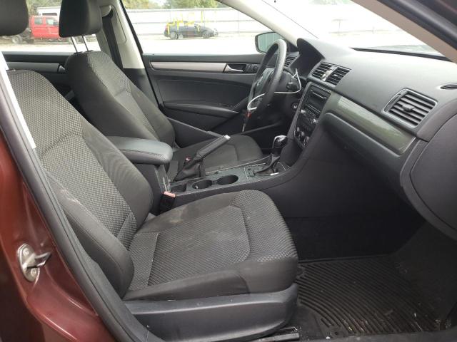 Photo 5 from auction – 2014 VOLKSWAGEN PASSAT S with VIN 1VWAT7A38EC059443