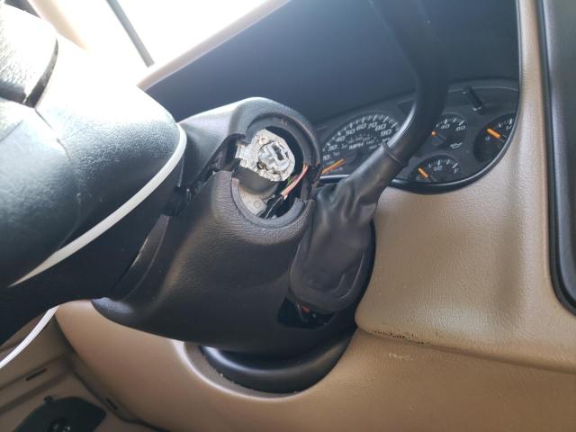 Photo 9 from auction – 2004 CHEVROLET AVALANCHE with VIN 3GNEC12TX4G330022