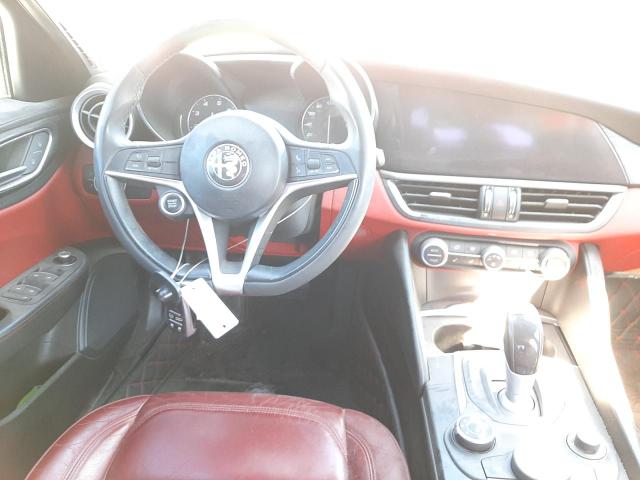 Photo 9 from auction – 2017 ALFA ROMEO GIULIA with VIN ZARFAEBNXH7532765