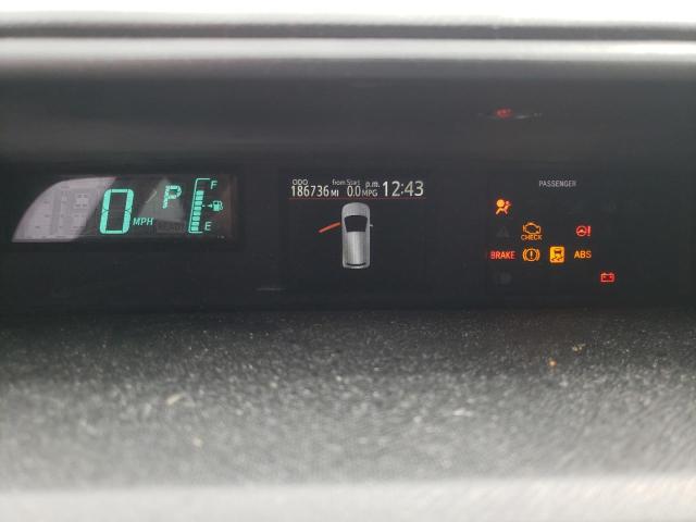 Photo 8 from auction – 2013 TOYOTA PRIUS C with VIN JTDKDTB31D1556582