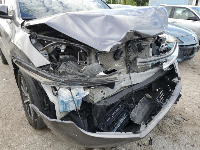 Photo 9 from auction – 2018 TOYOTA HIGHLANDER with VIN 5TDJZRFH2JS531212