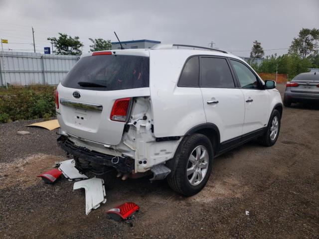 Photo 4 from auction – 2013 KIA SORENTO LX with VIN 5XYKTDA21DG355380