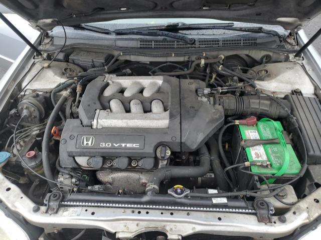 Photo 7 from auction – 2001 HONDA UK with VIN 1HGCG16591A044576