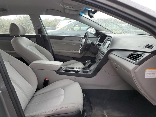 Photo 5 from auction – 2017 HYUNDAI SONATA HYB with VIN KMHE24L39HA063189