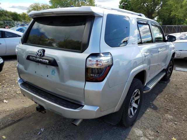 Photo 4 from auction – 2017 TOYOTA 4RUNNER SR with VIN JTEBU5JR0H5475410