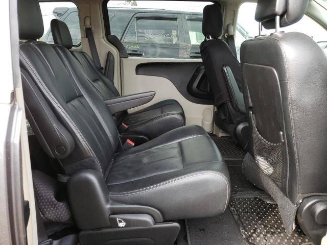 Photo 6 from auction – 2016 CHRYSLER TOWN & COU with VIN 2C4RC1BG0GR173886
