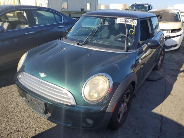 Photo 2 from auction – 2008 MINI COOPER with VIN WMWMF33518TT62872