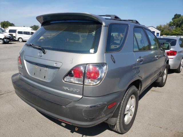Photo 4 from auction – 2002 LEXUS RX 300 with VIN JTJHF10U920290023