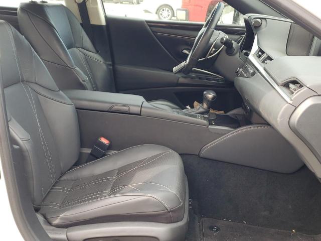 Photo 5 from auction – 2020 LEXUS ES 300H LU with VIN 58AE21B18LU005492