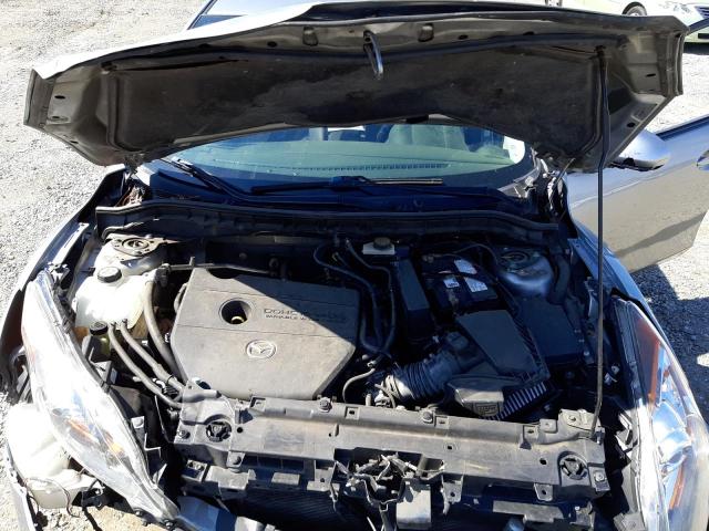 Foto 7 de la subasta – 2011 MAZDA 3 S con VIN JM1BL1K64B1389858