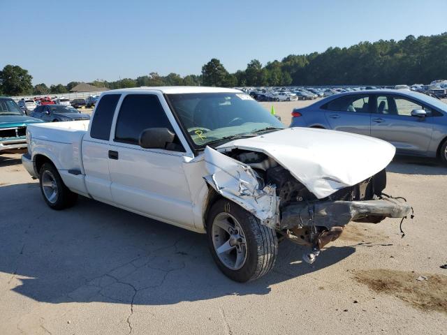 GMC SONOMA 2002 with VIN 1GTCS19WX28112460 - Photo from auction