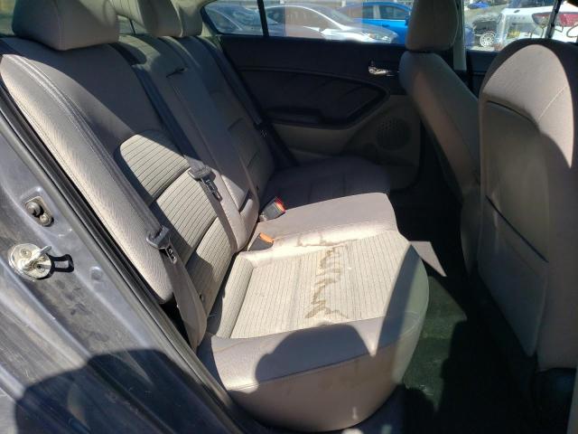 Photo 6 from auction – 2020 KIA FORTE with VIN KNAFX4A6XF5365407