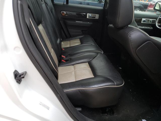 Photo 6 from auction – 2009 LINCOLN MKX with VIN 2LMDU88C09BJ06480