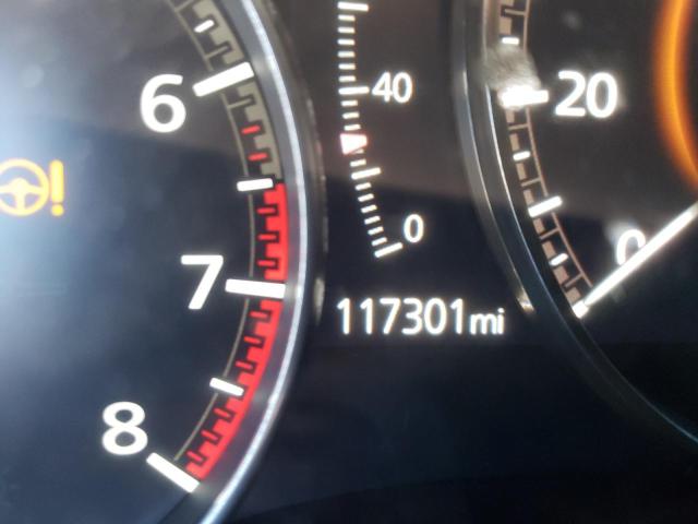 Photo 8 from auction – 2019 MAZDA 3 with VIN JM1BPAJM7K1137896