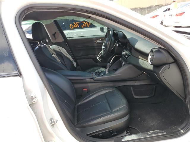 Photo 5 from auction – 2018 ALFA ROMEO GIULIA TI with VIN ZARFAECN2J7589398