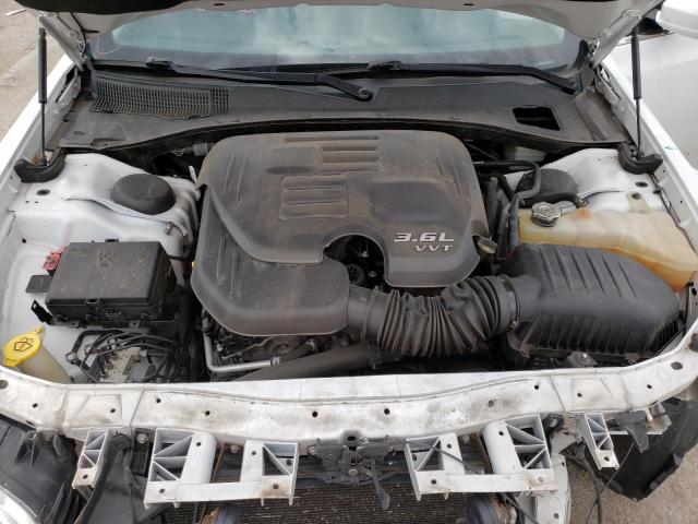 Photo 7 from auction – 2015 CHRYSLER 300 LIMITE with VIN 2C3CCAAG1FH755043