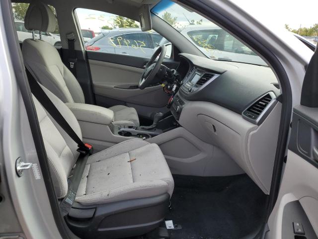 Photo 5 from auction – 2017 HYUNDAI TUCSON LIM with VIN KM8J33A46HU592678