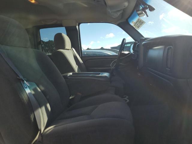 Photo 5 from auction – 2005 CHEVROLET SILVERADO with VIN 2GCEK19T551148773