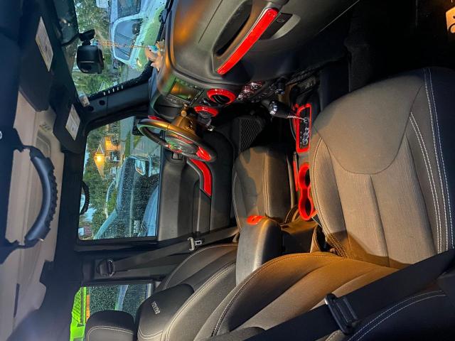 Photo 5 from auction – 2018 JEEP WRANGLER U with VIN 1C4BJWEG7JL900070