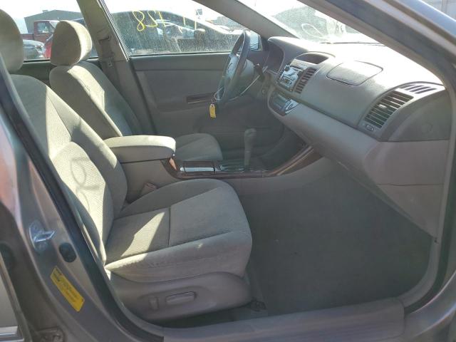 Photo 5 from auction – 2002 TOYOTA CAMRY LE with VIN 4T1BE30K72U625788