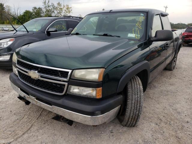 Photo 2 from auction – 2006 CHEVROLET SILVERADO with VIN 2GCEC19V961323400