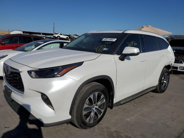 Photo 2 from auction – 2022 TOYOTA HIGHLANDER with VIN 5TDGZRAH7NS096940
