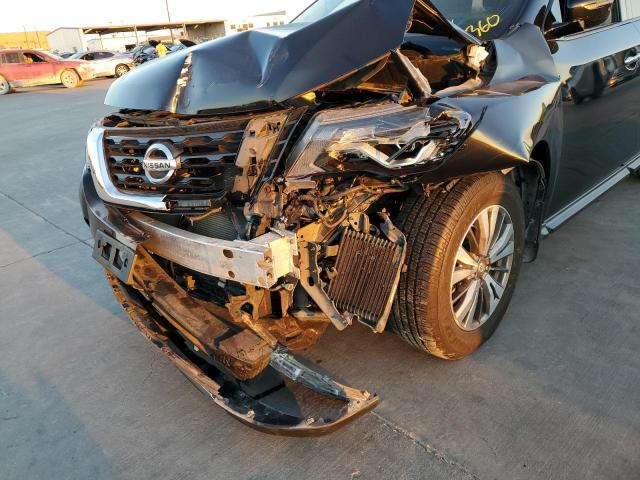Photo 9 from auction – 2017 NISSAN PATHFINDER with VIN 5N1DR2MNXHC642871