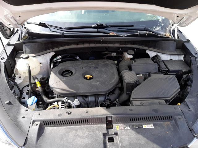 Photo 7 from auction – 2019 HYUNDAI TUCSON SE with VIN KM8J2CA4XKU985402