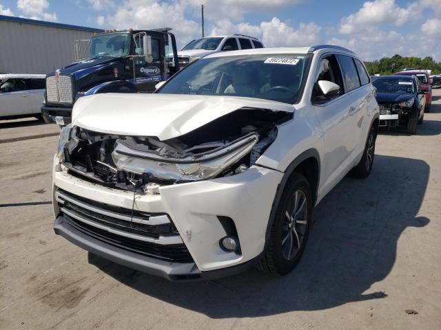 Photo 2 from auction – 2018 TOYOTA HIGHLANDER with VIN 5TDKZRFH4JS536593