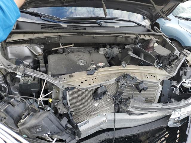 Photo 7 from auction – 2018 TOYOTA HIGHLANDER with VIN 5TDJZRFH2JS531212