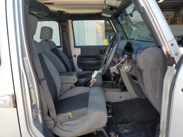 Photo 5 from auction – 2009 JEEP WRANGLER U with VIN 1J4GZ39109L732345