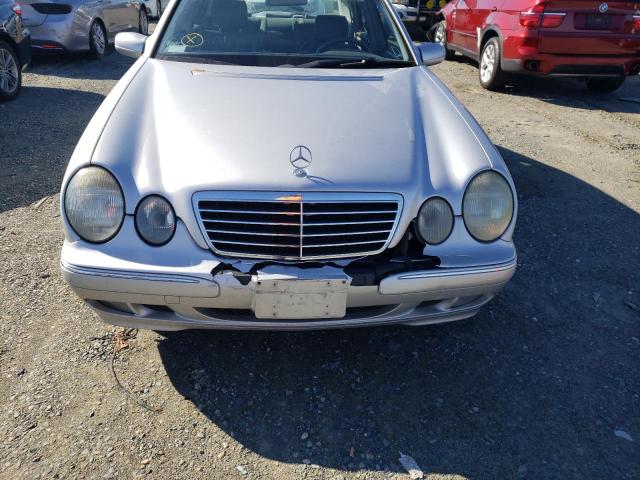 Photo 9 from auction – 2000 MERCEDES-BENZ E 320 with VIN WDBJF65J5YB108118