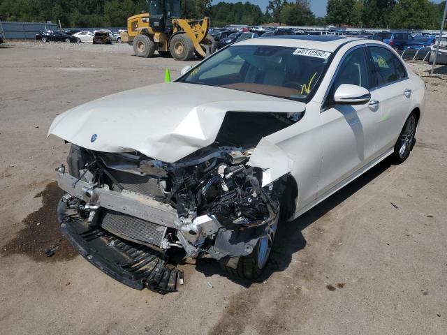 Photo 2 from auction – 2017 MERCEDES-BENZ E 300 with VIN WDDZF4JB8HA180451