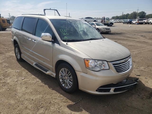 CHRYSLER TOWN & COU 2016 with VIN 2C7WC1CG2GR247281 - Photo from auction