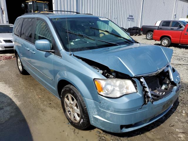 CHRYSLER TOWN & COU 2010 with VIN 2A4RR8DX0AR375102 - Photo from auction