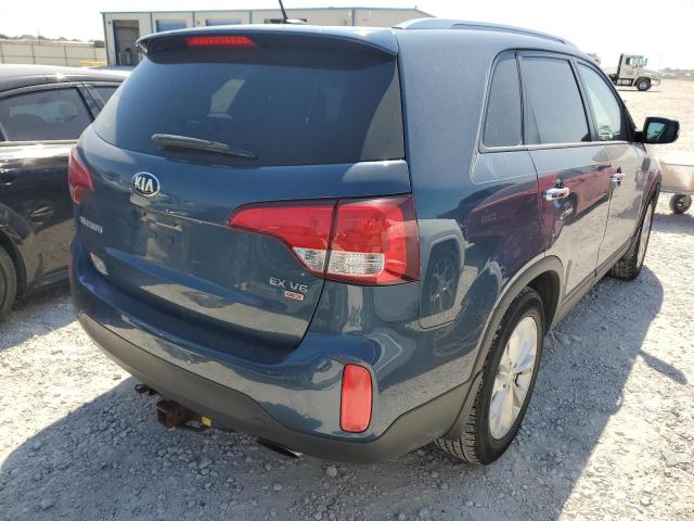 Photo 4 from auction – 2014 KIA SORENTO EX with VIN 5XYKU4A75EG430964