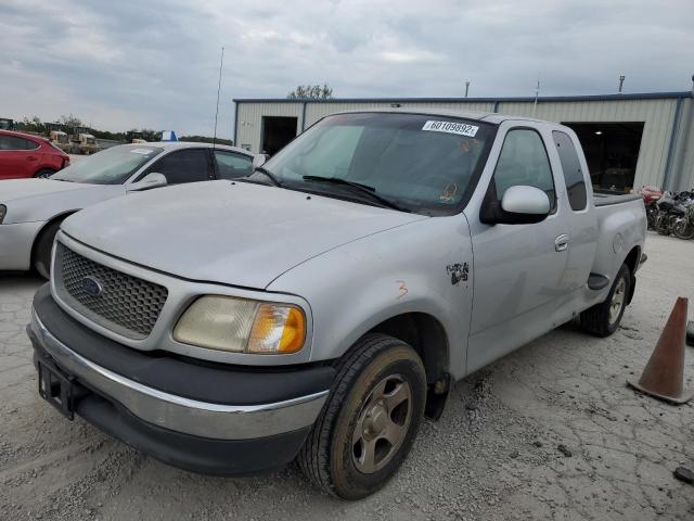 Photo 2 from auction – 2000 FORD F150 with VIN 1FTRX07L4YKB35730
