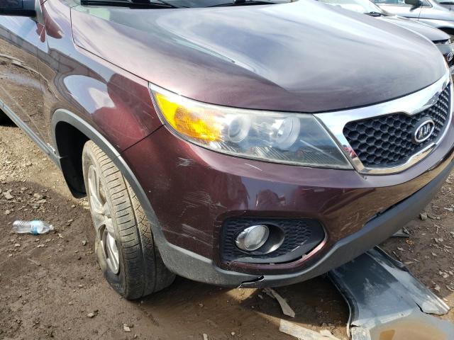 Photo 9 from auction – 2011 KIA SORENTO EX with VIN 5XYKUDA22BG137653